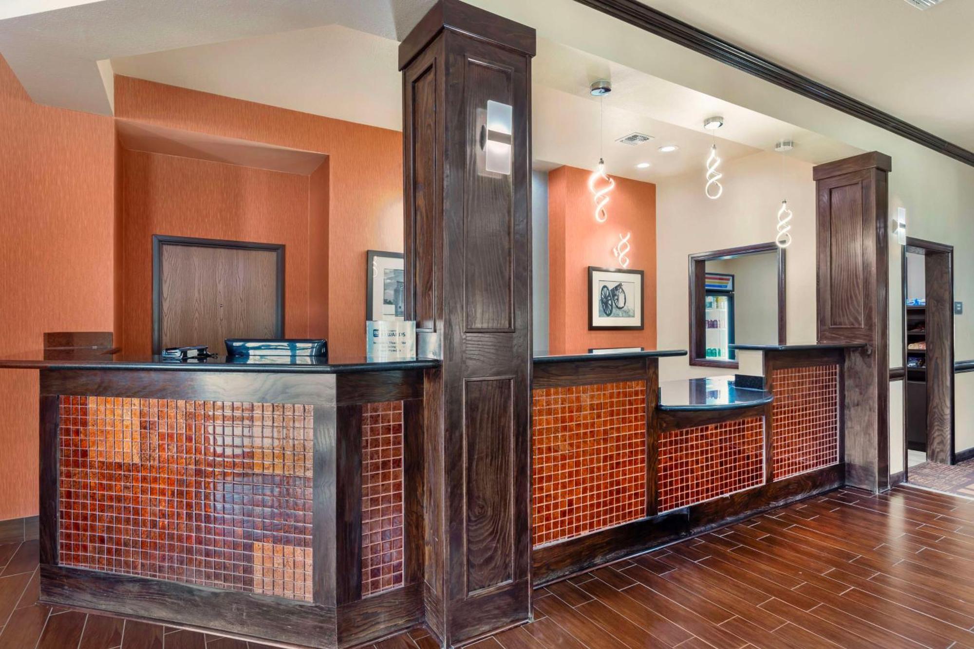 Best Western Plus Goliad Inn & Suites Eksteriør billede